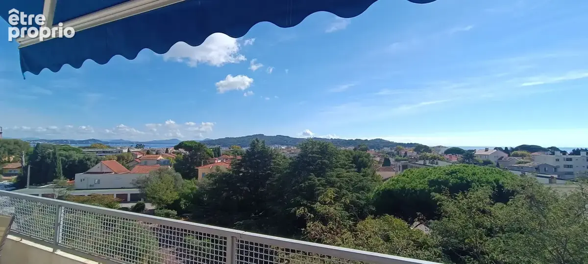 * Bord De Mer * Vue Mer Panoramique * APPARTEMENT  5 Pièces avec 3 Chambres * (83500) LA SEYNE SUR MER * - photo 3