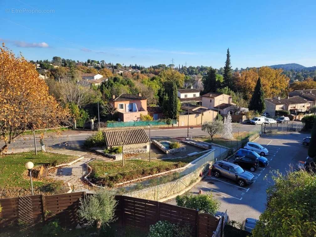 Appartement à PEYMEINADE