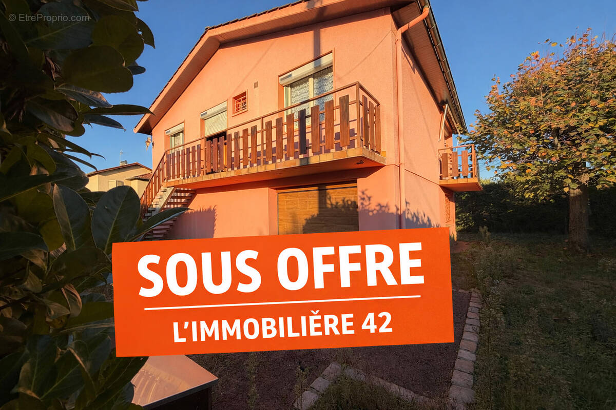Maison à MABLY