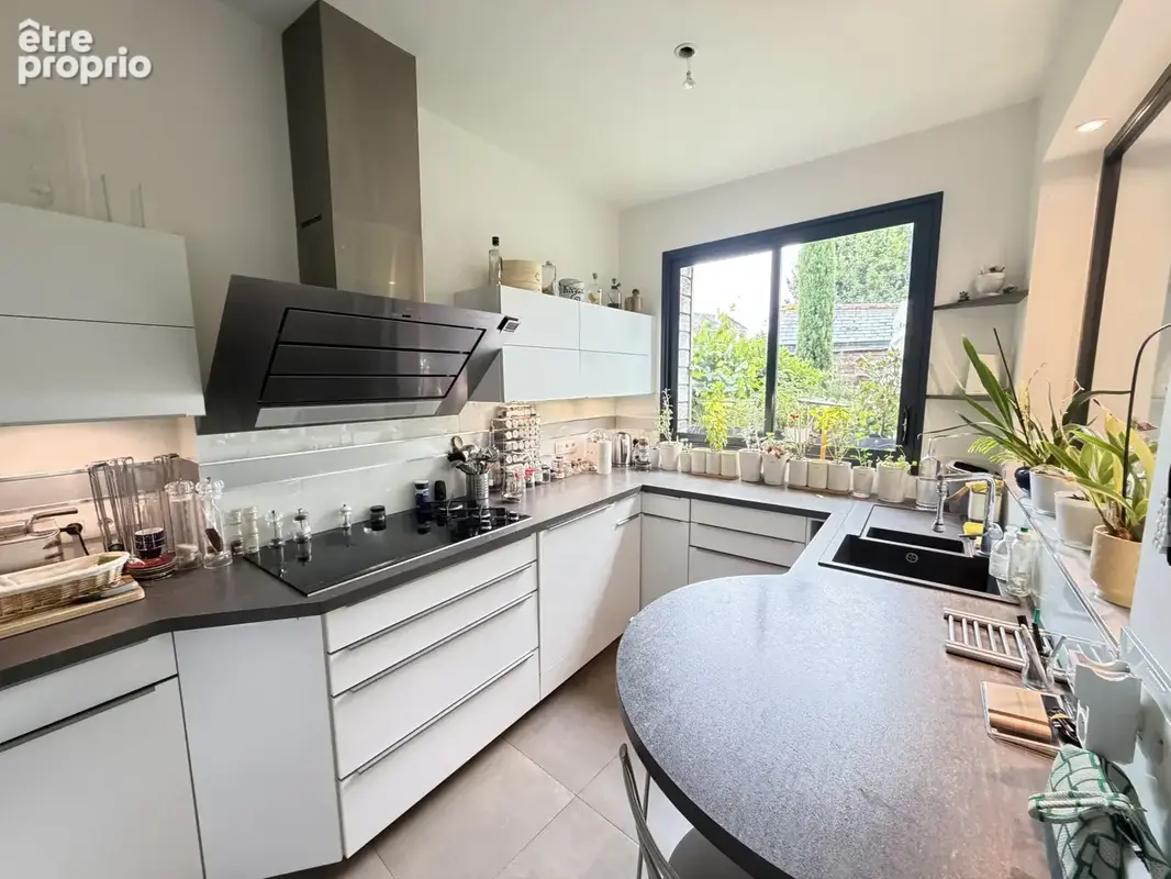 ANGERS  PLACE DU LYCEE : Maison angevine 159 m2 avec jardin sud - photo 3