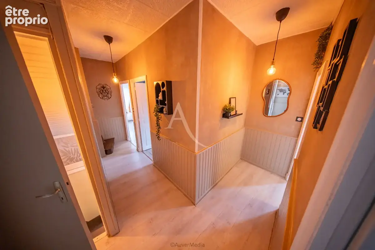 Maison de bourg 7 pièce(s) - 134 m2 - Beaulieu - photo 12