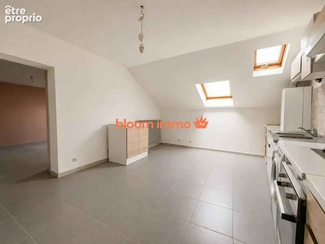 Appartement 35 m² à Chambery  - photo 3