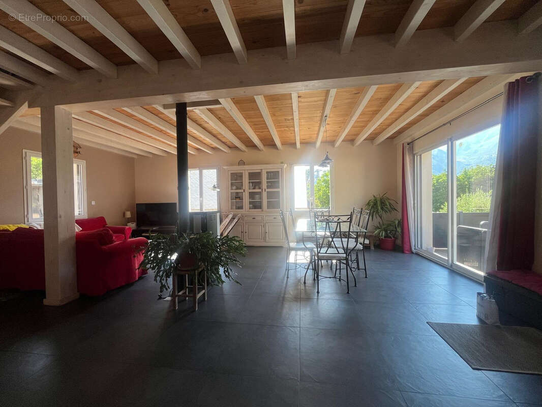 Maison contemporaine de 2015 - 4 chambres   Véranda   Garage   Carport camping-car - photo 15