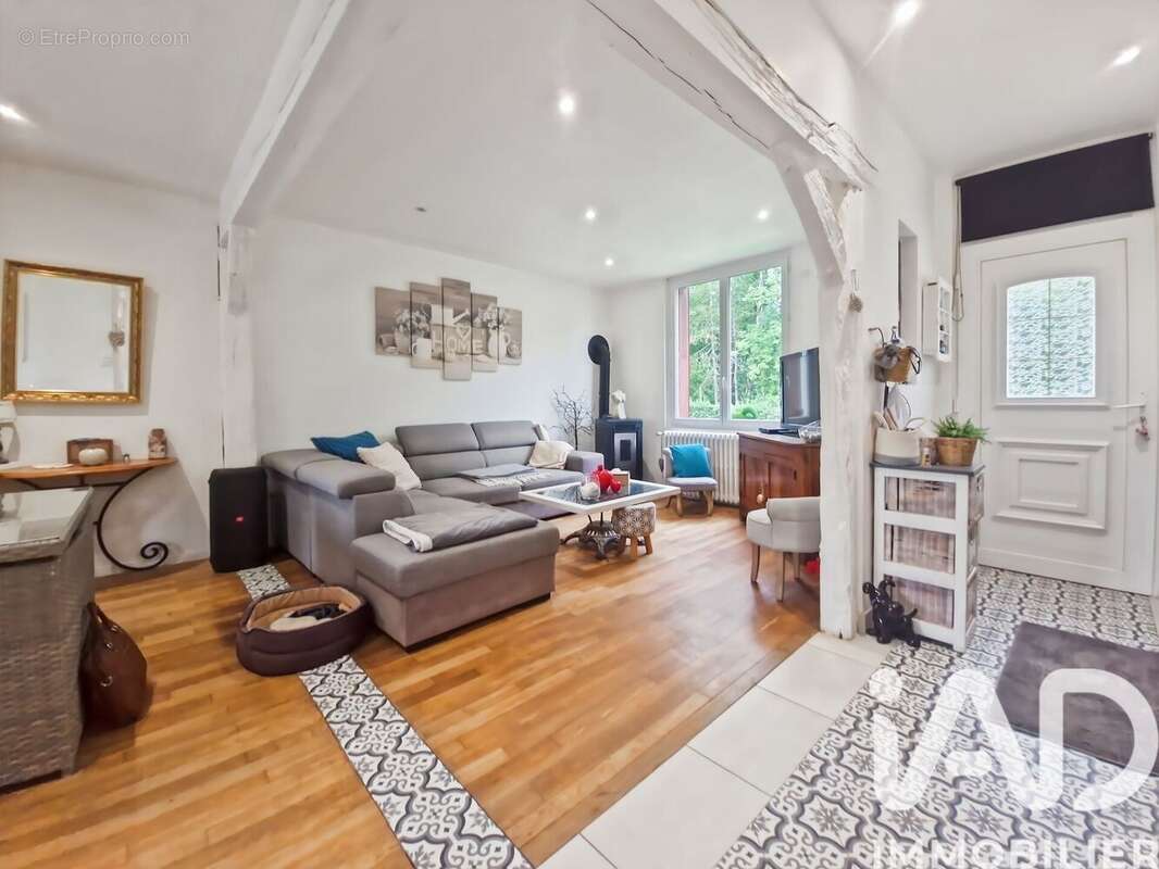 Photo 2 - Maison à JOIGNY