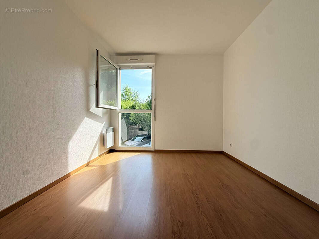 Appartement à VERNEUIL-EN-HALATTE