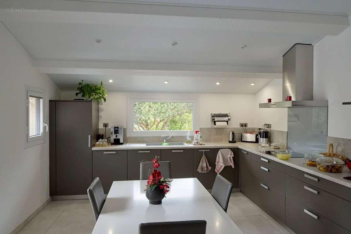 Maison à JONQUIERES