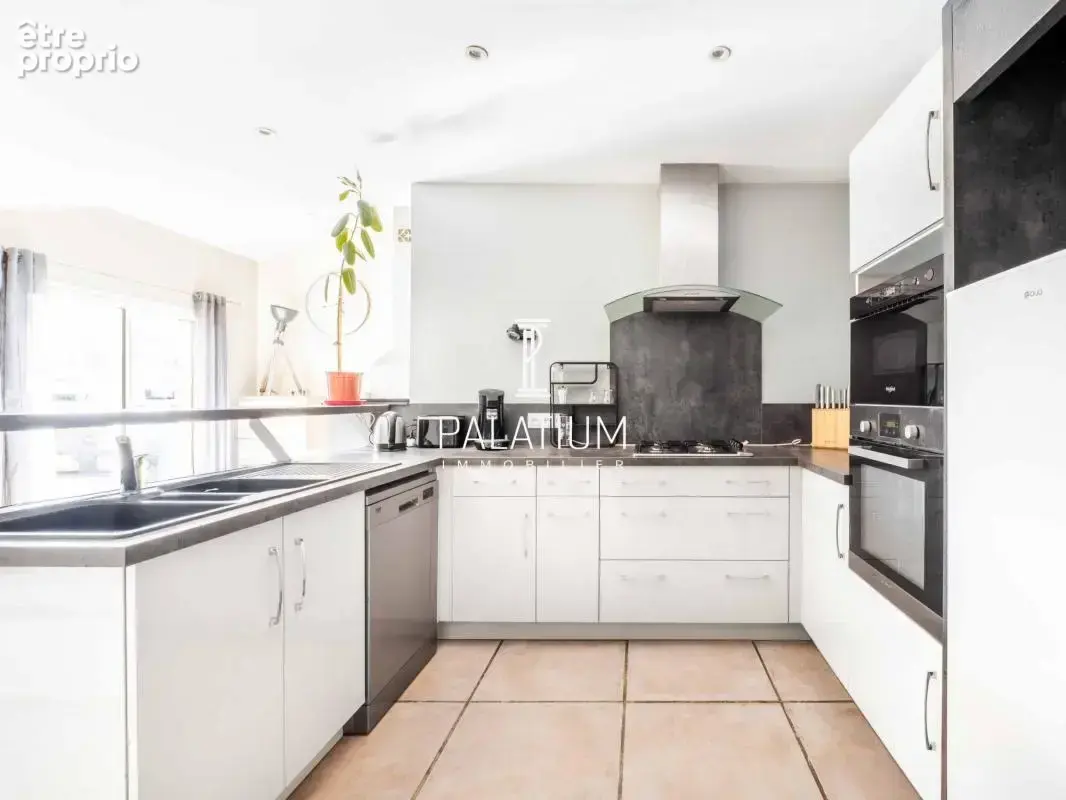 Maison Individuelle de Charme avec Piscine - 108 m² - photo 5