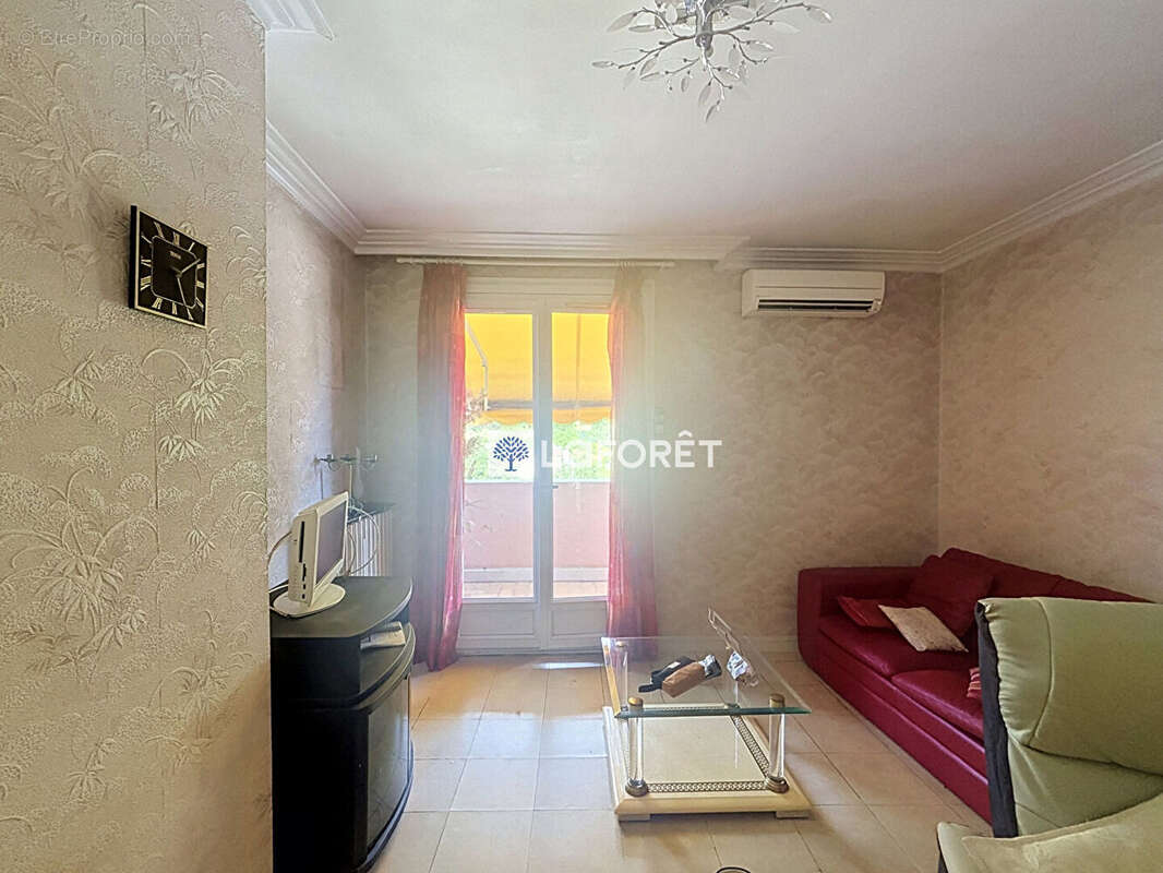 Menton - 3/4 pieces - dernier etage - photo 2