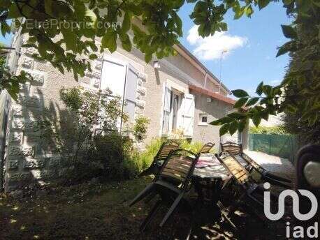 Photo 2 - Maison à TROYES