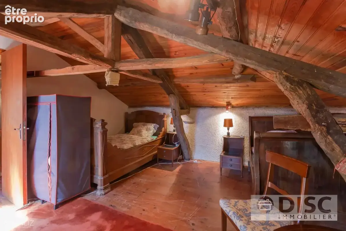 Belle maison avec dépendance, jardin et piscine - photo 26