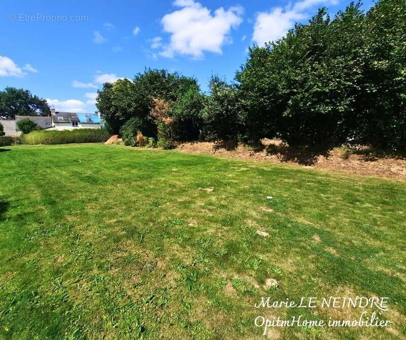 Maison à PLOUNEVEZ-QUINTIN