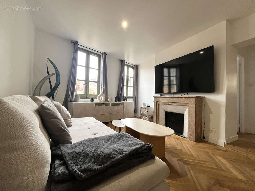 Appartement à BEAUCAIRE