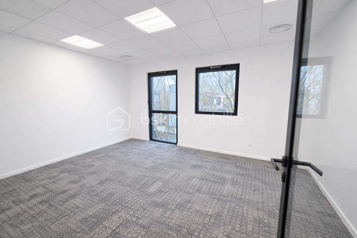 Immeuble tertiaire neuf d’exception – Prestations premium  – Accessibilité idéale - photo 15