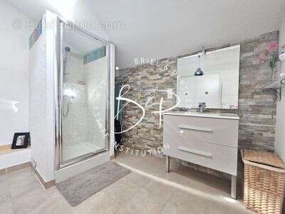 Appartement à LORGUES