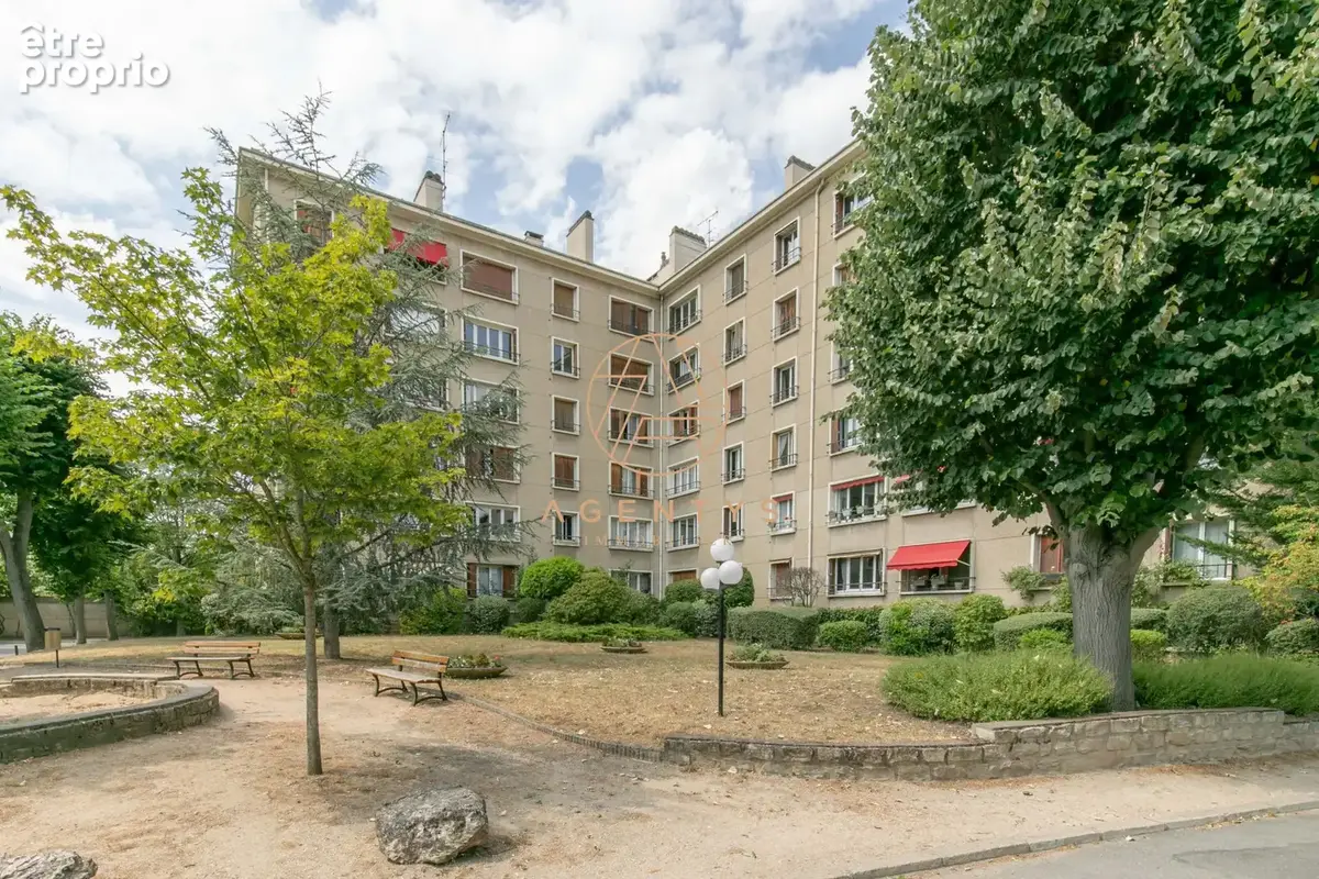Appartement 5 pièces 87 m² à vendre à Saint-Maur-Des-Fosses (94210) - photo 1