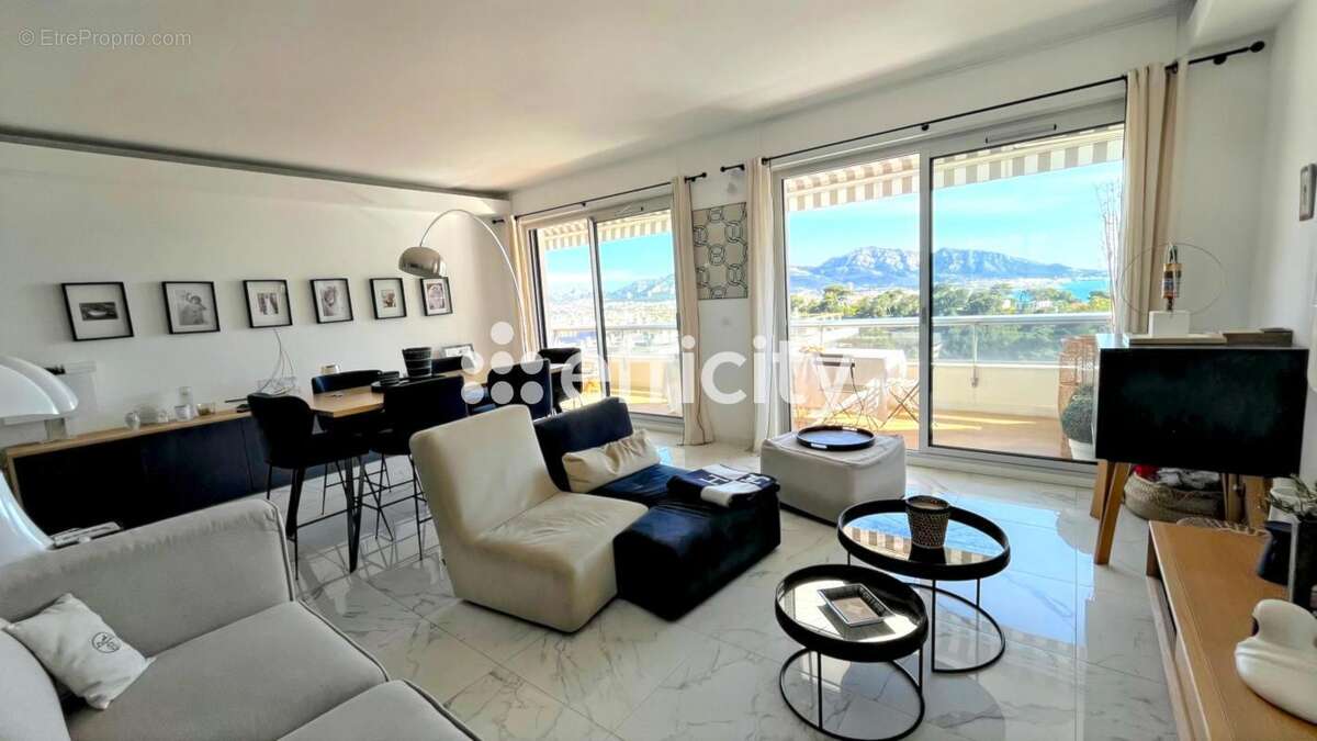 Appartement à MARSEILLE-8E