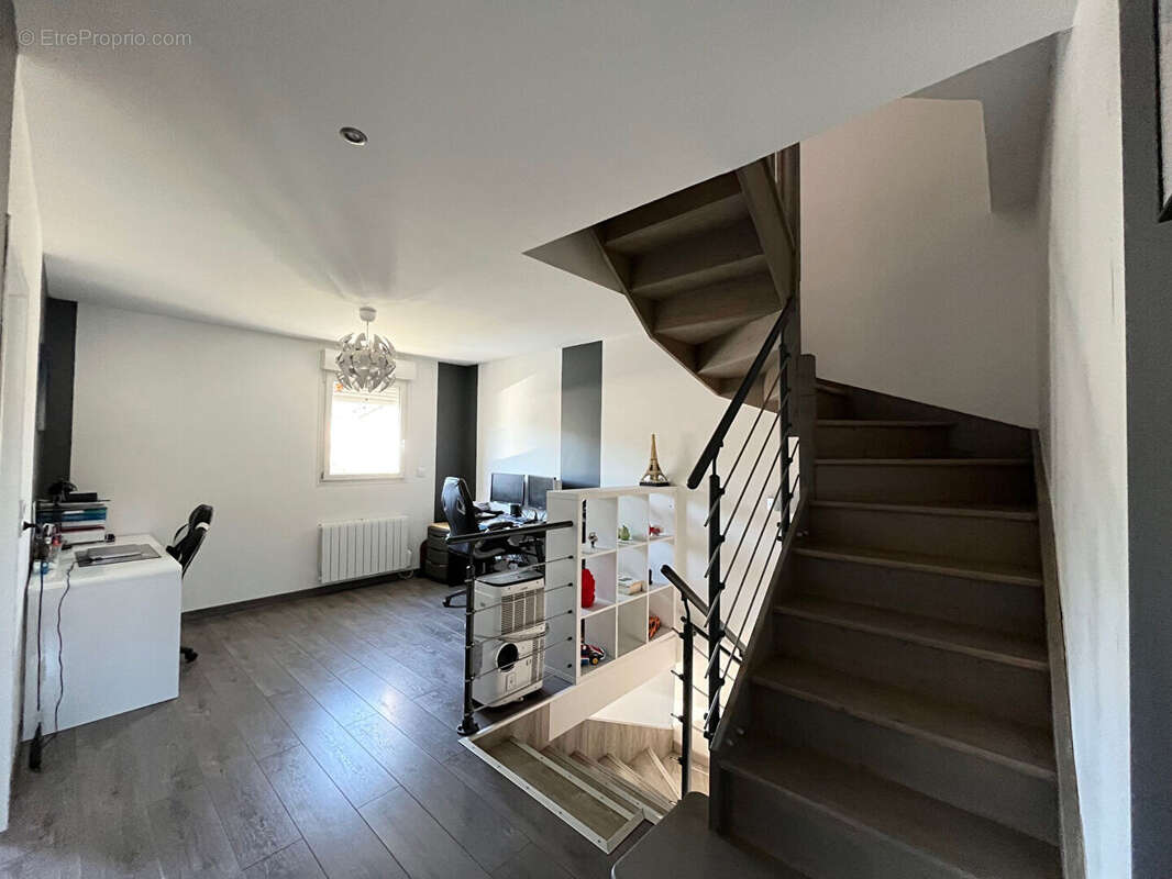 Belle maison, 3 chambres, garage, jardin - photo 4