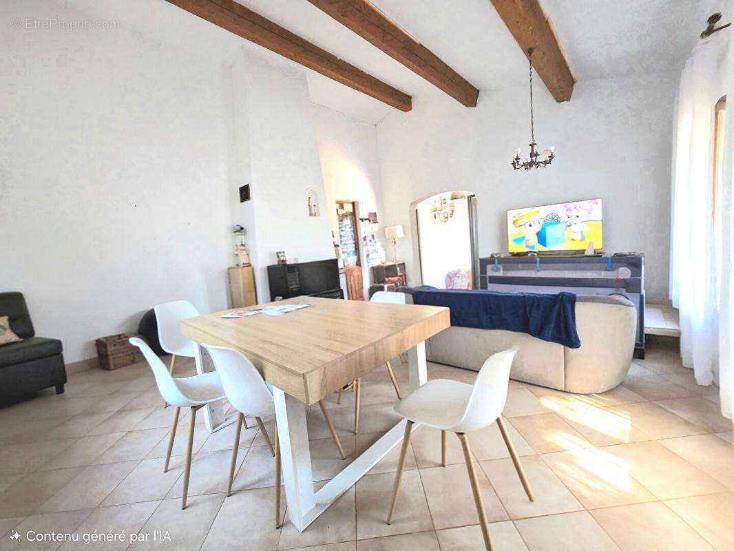 Maison à SIX-FOURS-LES-PLAGES