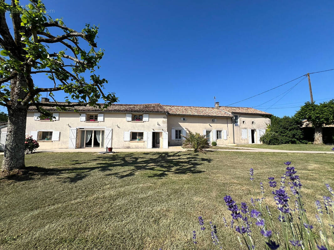 Maison à BRUX