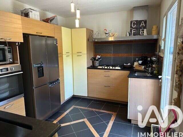 Maison 122 m² à Aups  - photo 8