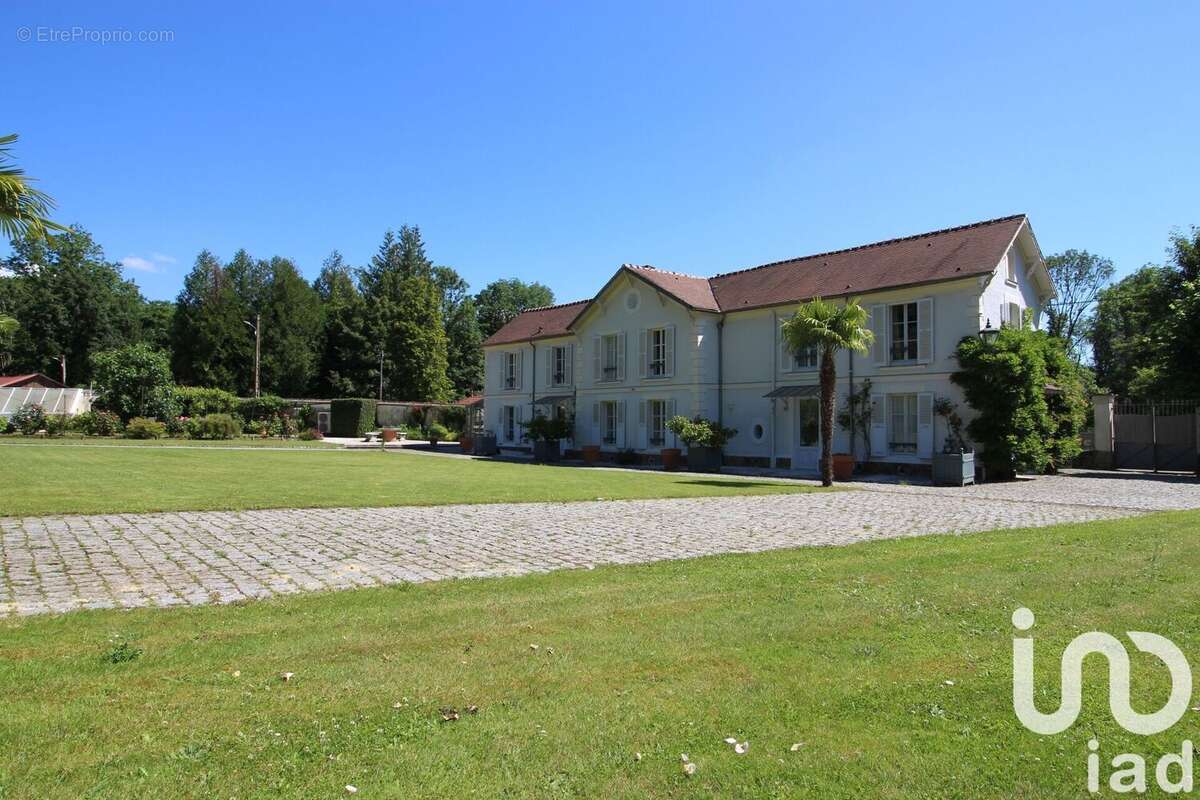 Photo 2 - Maison à REUIL-EN-BRIE