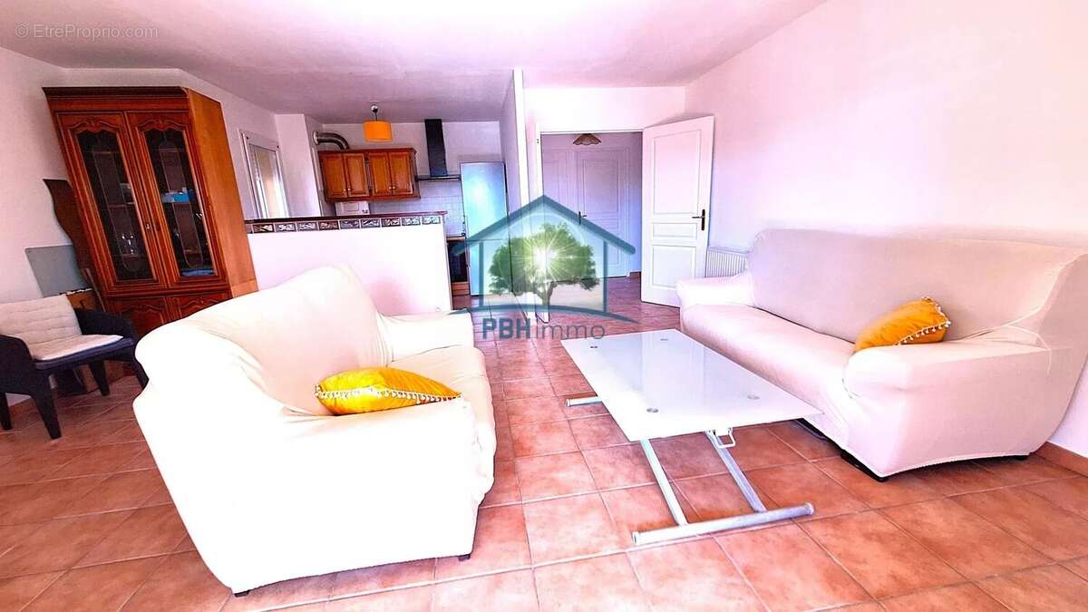 Appartement à MARSEILLE-15E