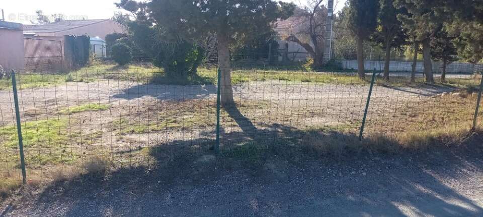 Terrain 569 m² à Conilhac-Corbieres  - photo 2