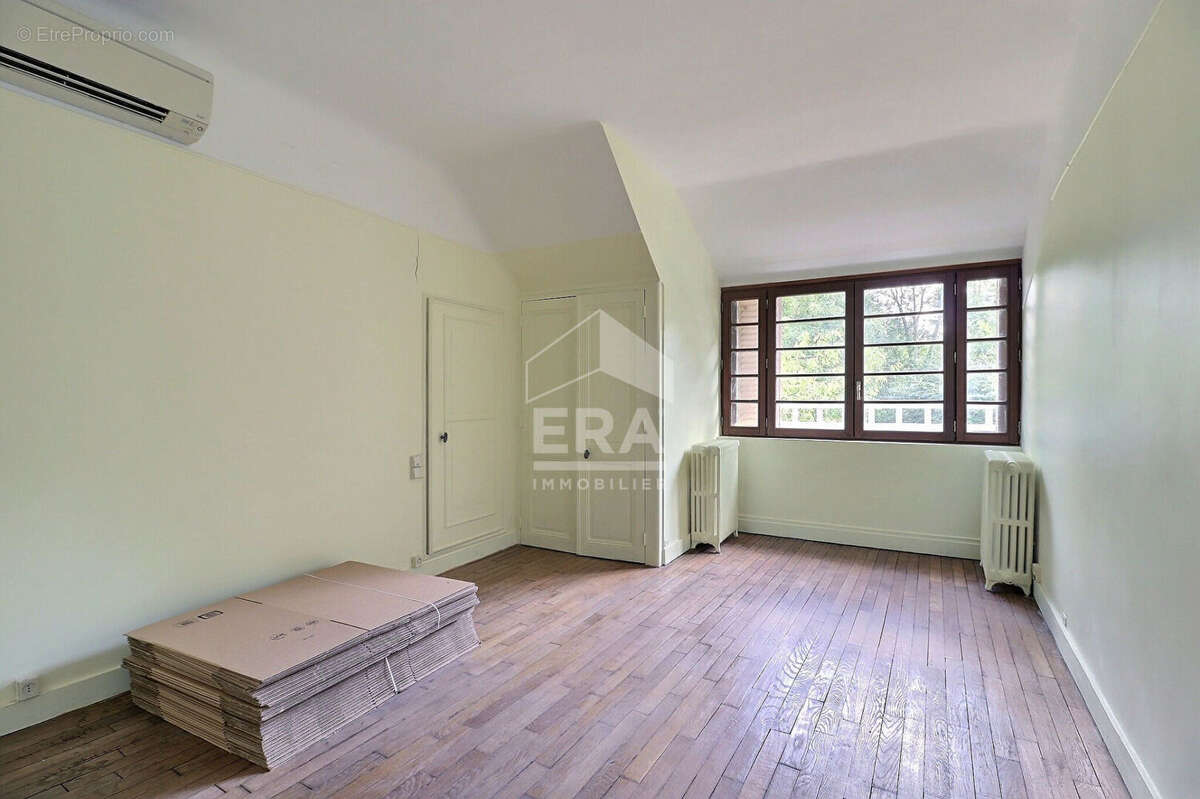 Maison 250m² à saint-cyr-la-rivière - photo 6