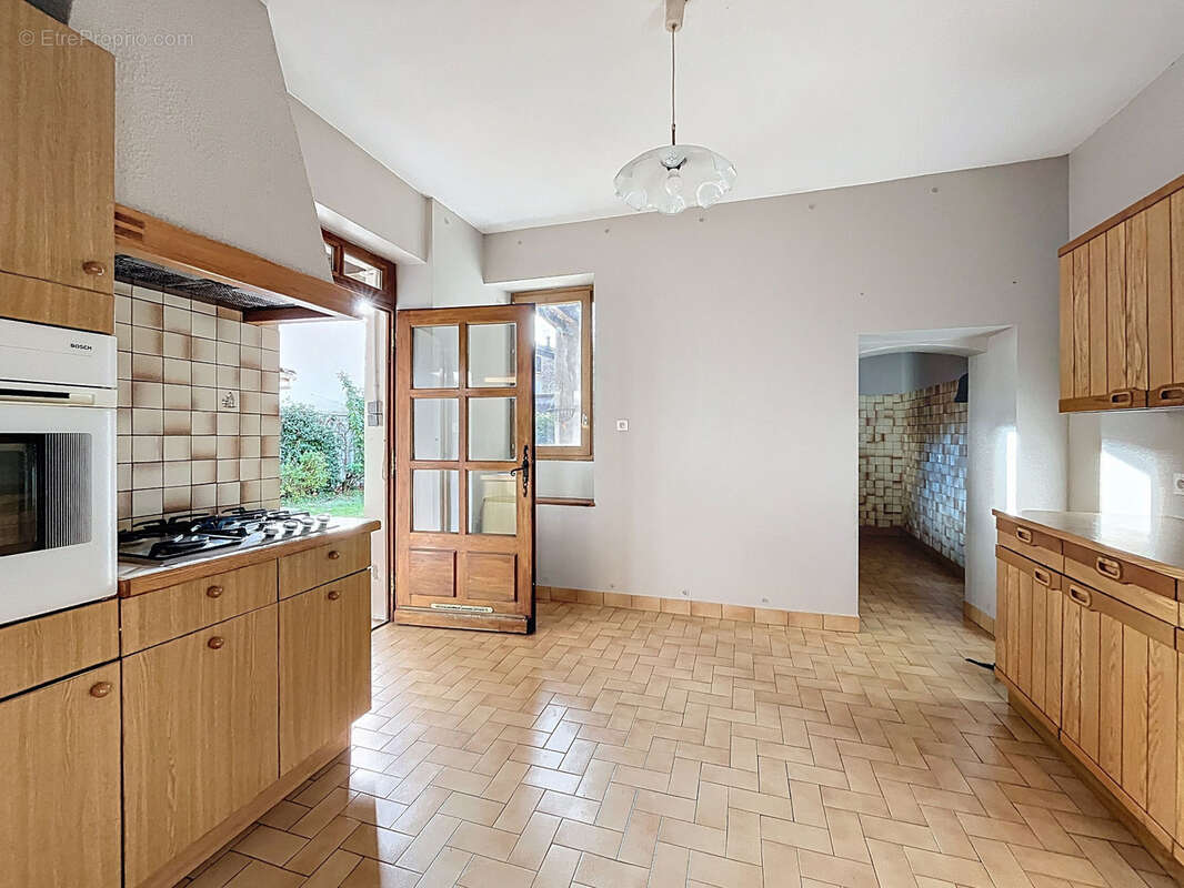 Maison au calme avec jardin et vue dégagée  - 124 m² et 4 chambres - photo 3