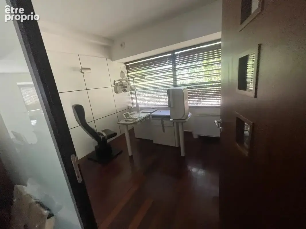 Cannes californie 320 m2 murs libres atypique local commercial ou professionnel 320 m2 prestigieux à cannes-quartier californie - photo 30