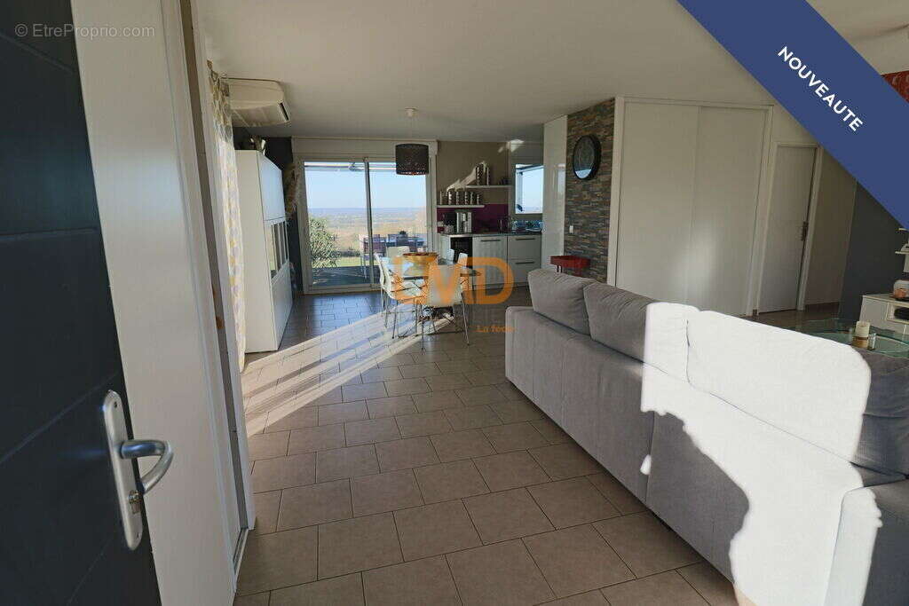 Maison à GENSAC-SUR-GARONNE