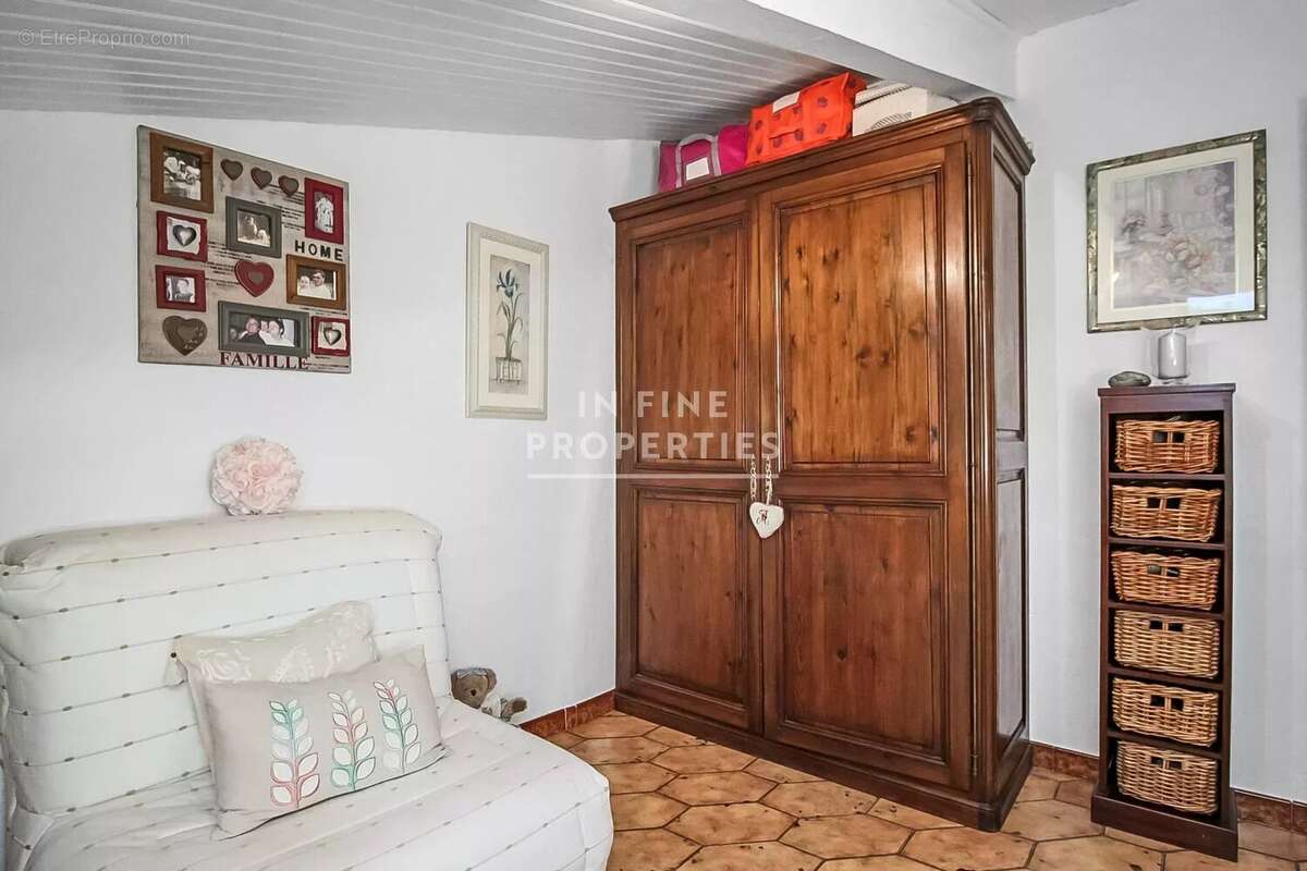 Maison à MANDELIEU-LA-NAPOULE