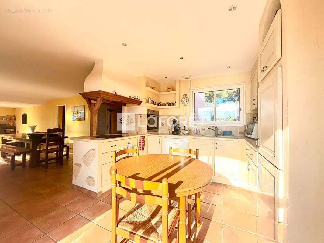 Maison à SAINT-CYPRIEN