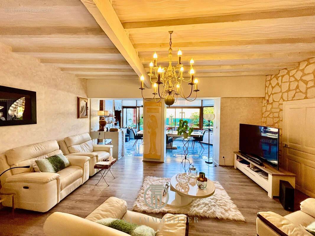 Maison à CHAMBLEY-BUSSIERES