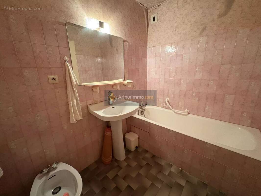 Appartement à FREJUS