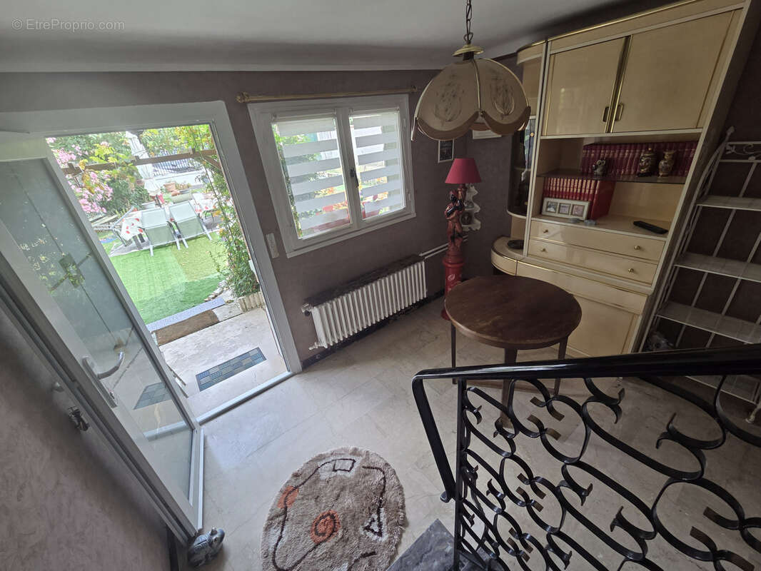 Maison à NEUILLY-SUR-MARNE