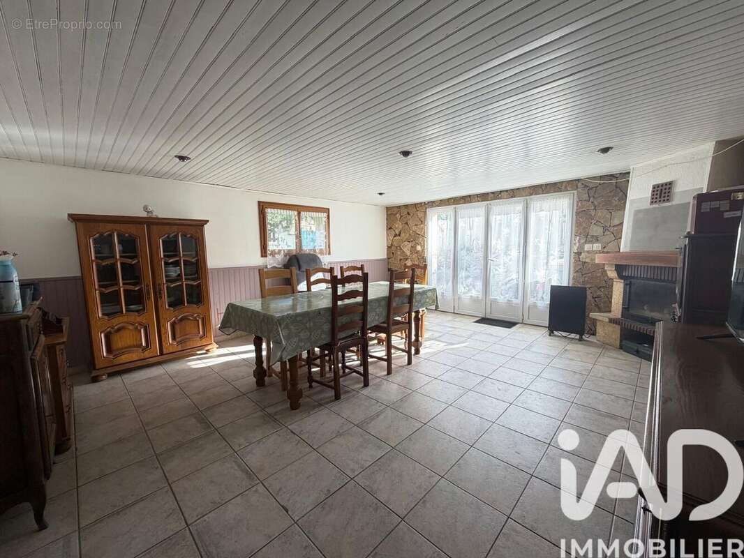 Appartement 86 m² à Mennecy  - photo 3