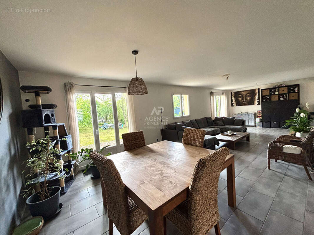 Maison à OSNY