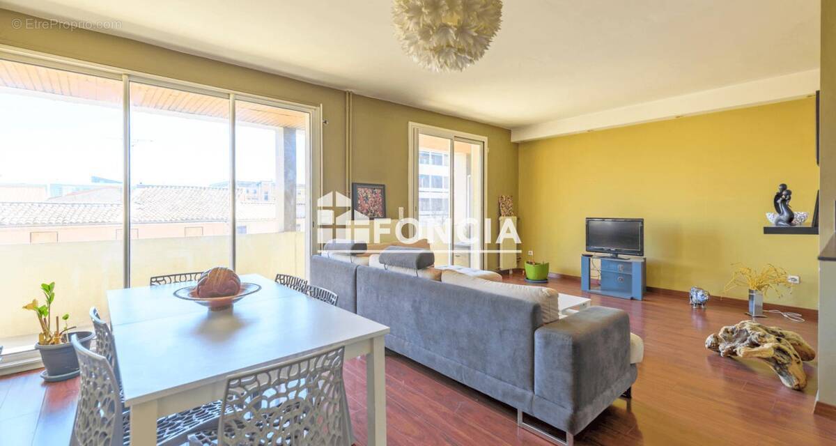 Appartement à NIMES