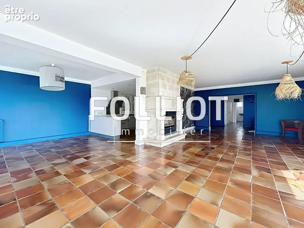 Maison d'exception à vendre à Granville avec vue mer et piscine 50400 - photo 5