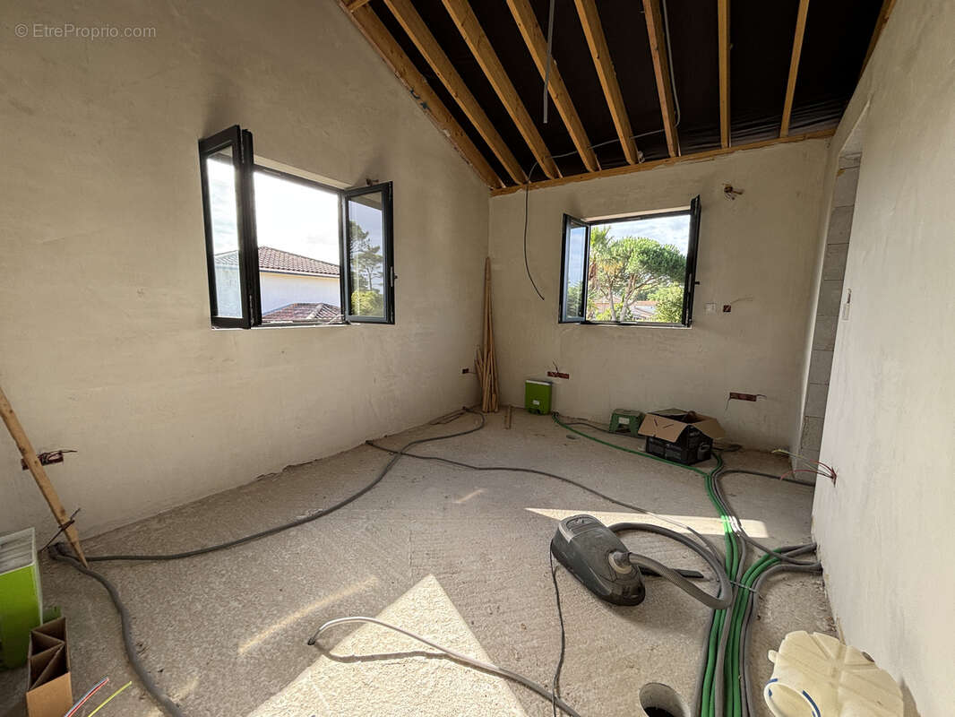 Maison à GUJAN-MESTRAS