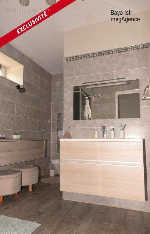 Tènement immobilier de 2 maisons avec piscine, garage et terrain – 364 000 € FAI - photo 10