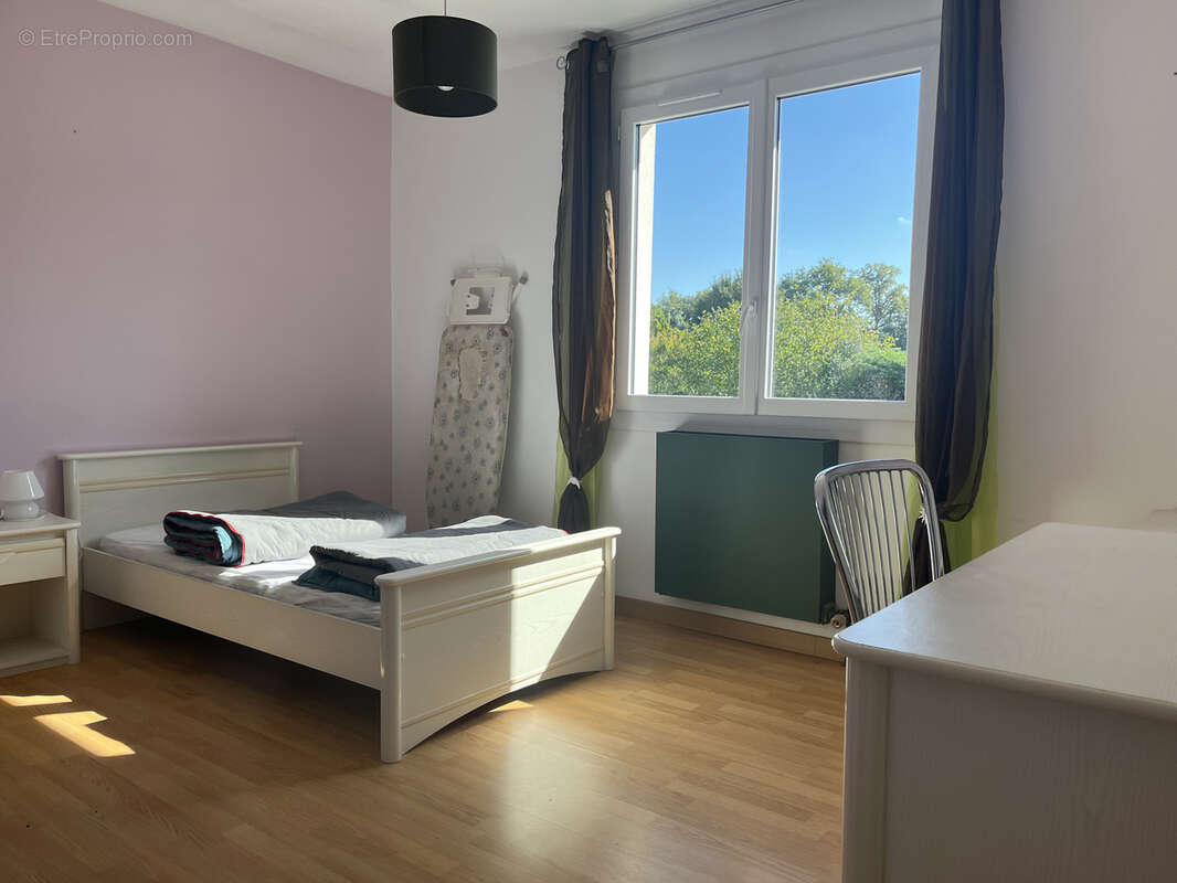 Maison à MORTAGNE-SUR-SEVRE