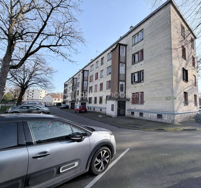 Appartement à CLICHY-SOUS-BOIS