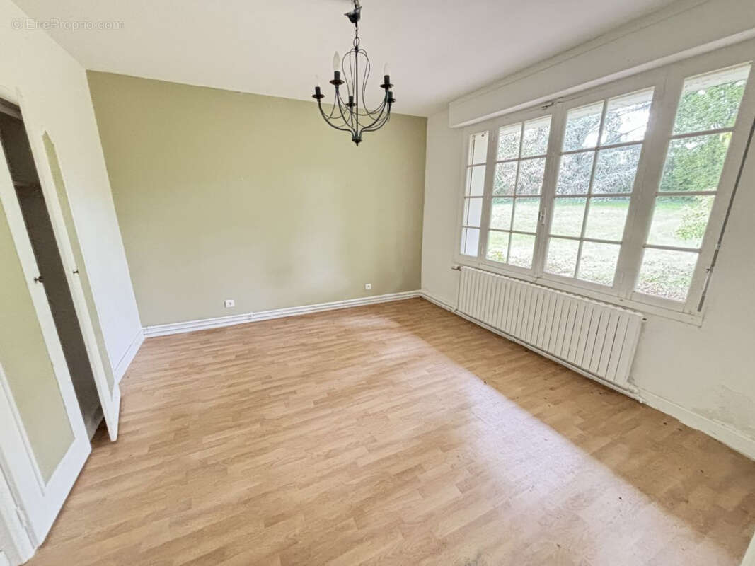 Maison à BELLERIVE-SUR-ALLIER