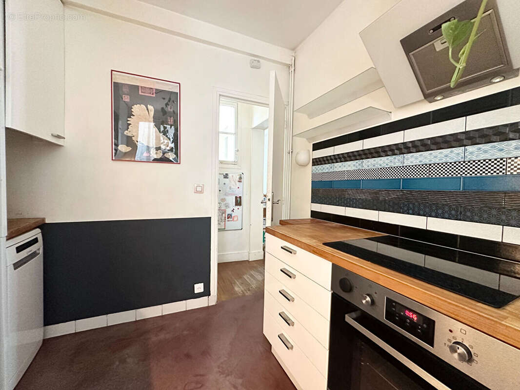 Appartement à PARIS-18E