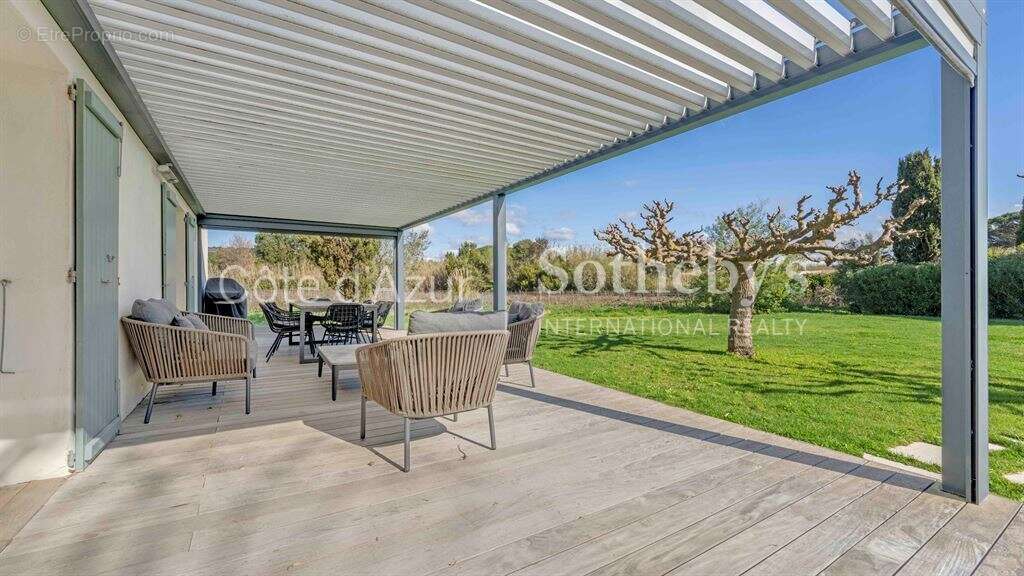 Maison à RAMATUELLE