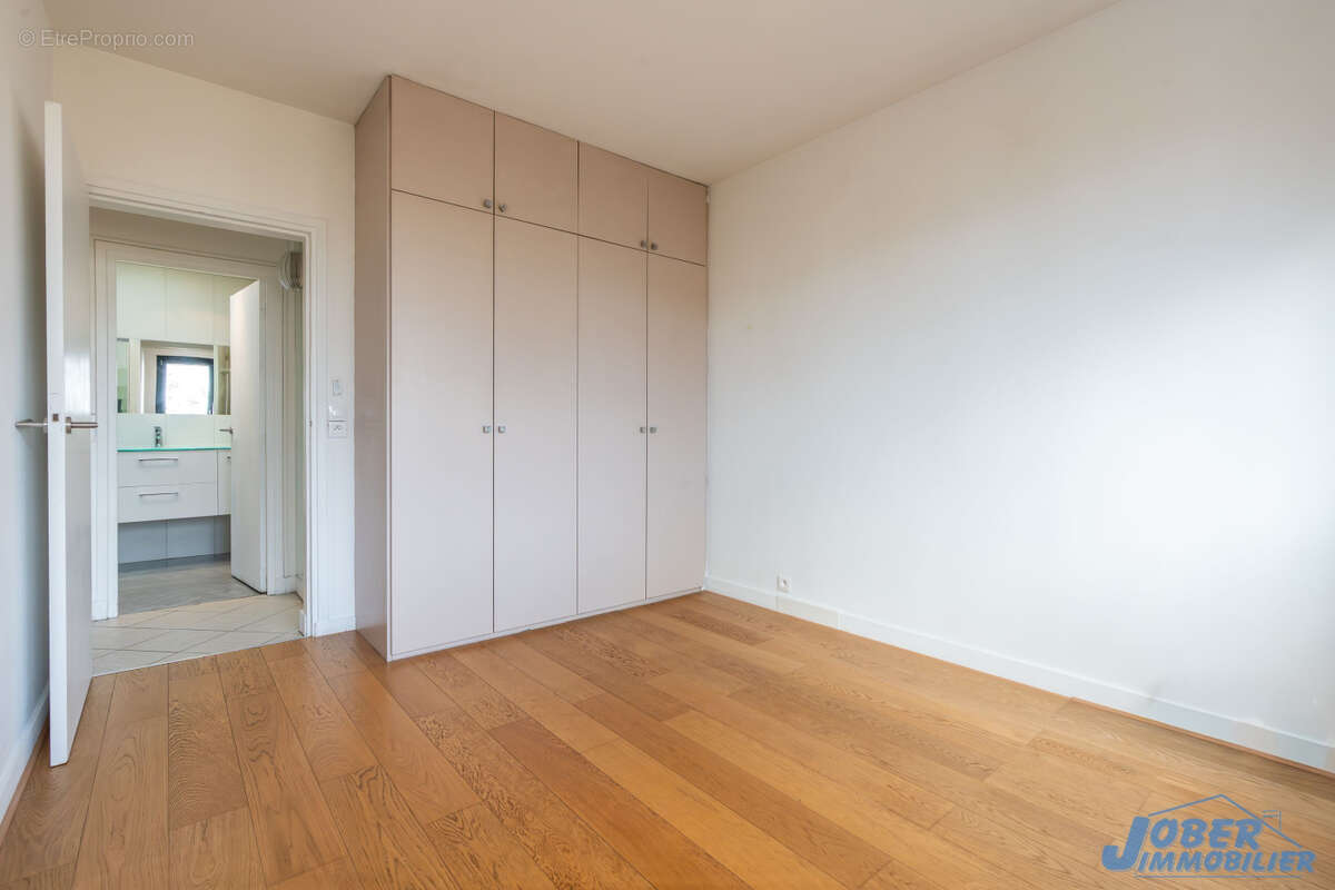 Appartement à NOGENT-SUR-MARNE
