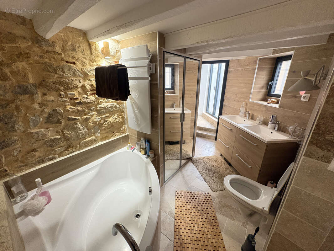 Maison à PUY-L'EVEQUE