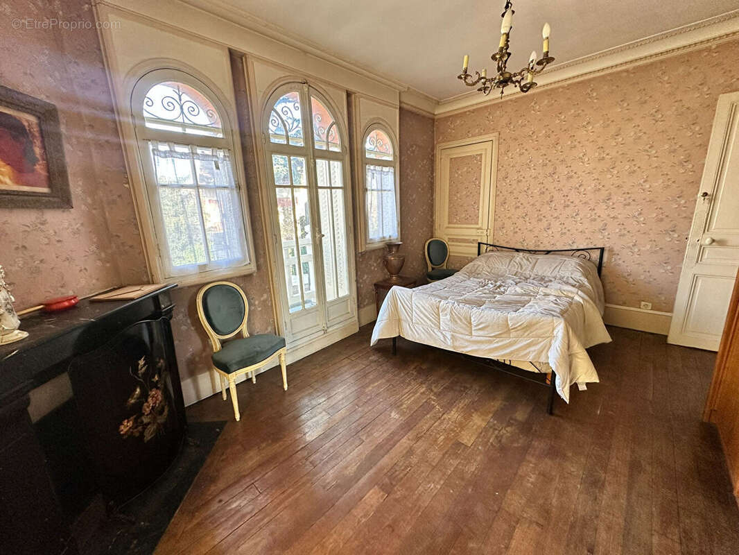 Maison à ENGHIEN-LES-BAINS